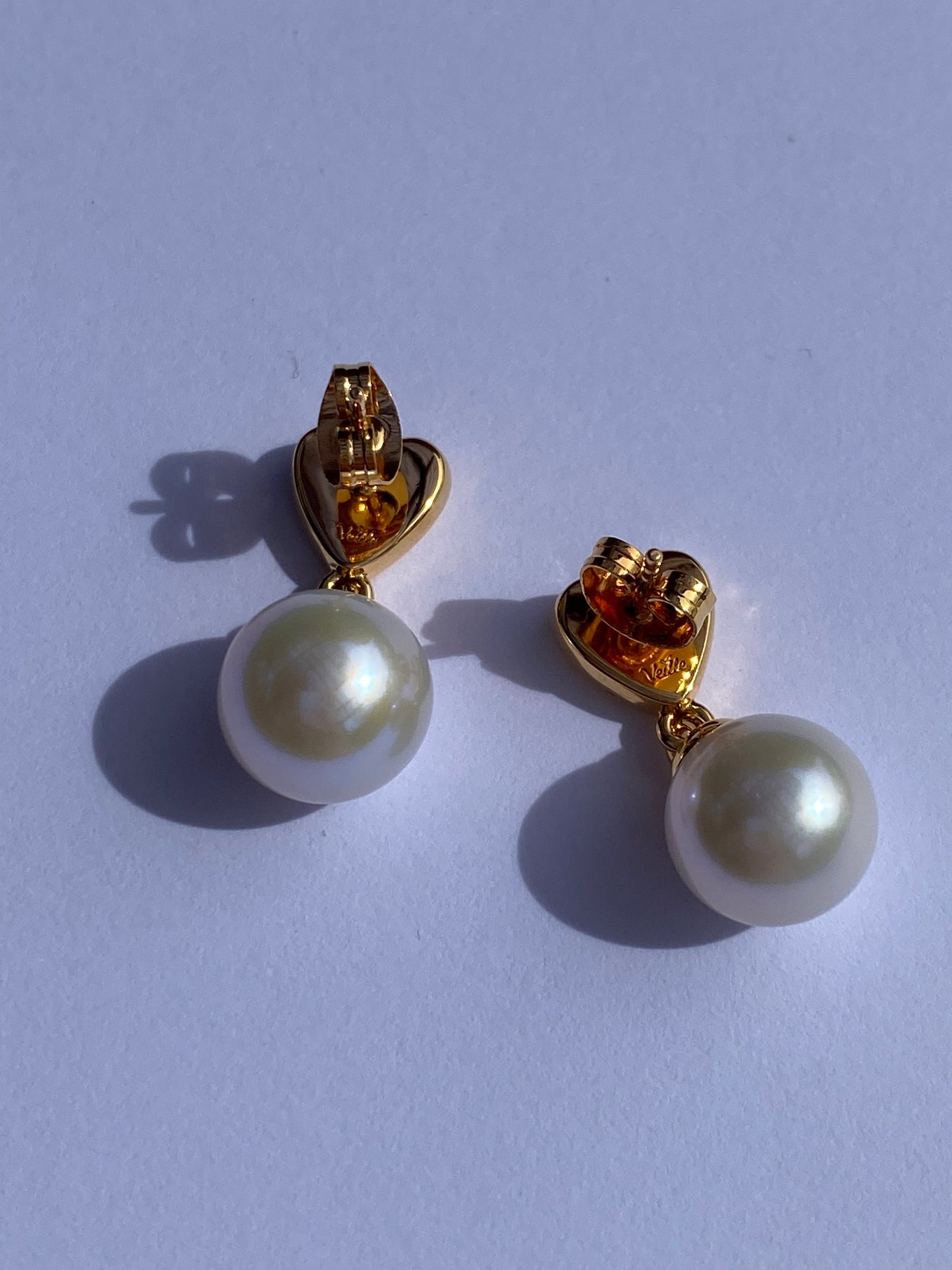 Teresa's pearl statement earrings in gold plating