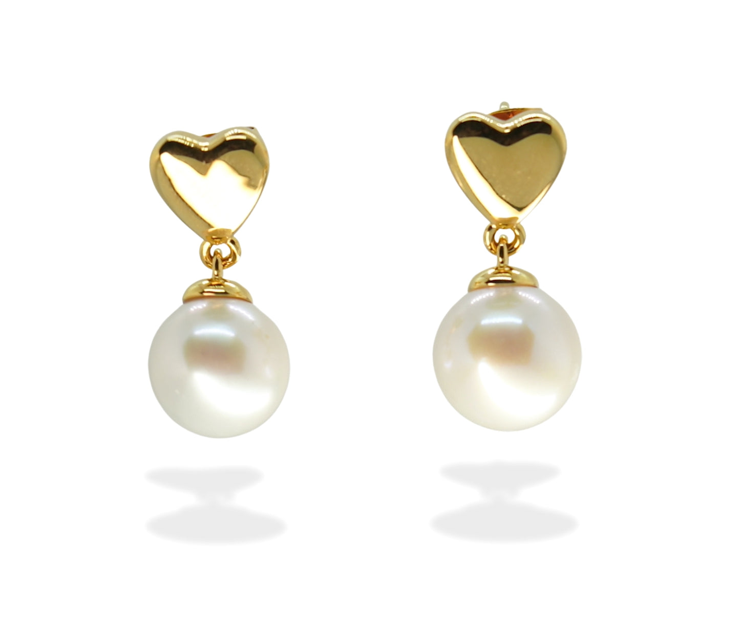 Teresa's pearl statement earrings in gold plating